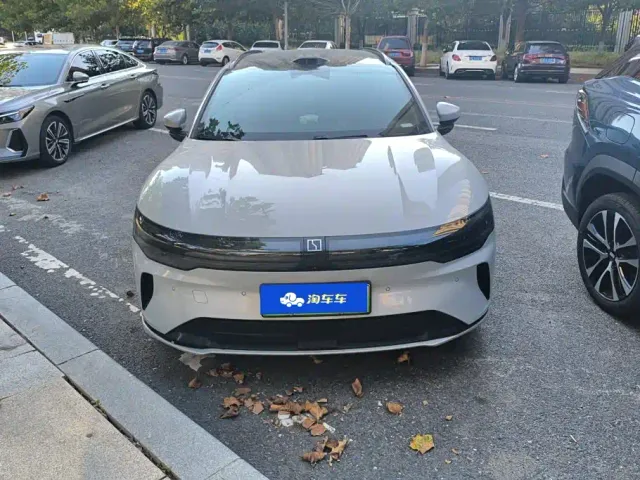 ZEEKR Zeekr 007GT 2025 Long Range RWD Smart Driving Edition 100kWh — Фото автомобиля 2