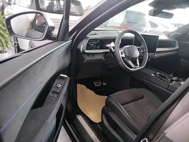 Volkswagen Teramont — Фото автомобиля 15