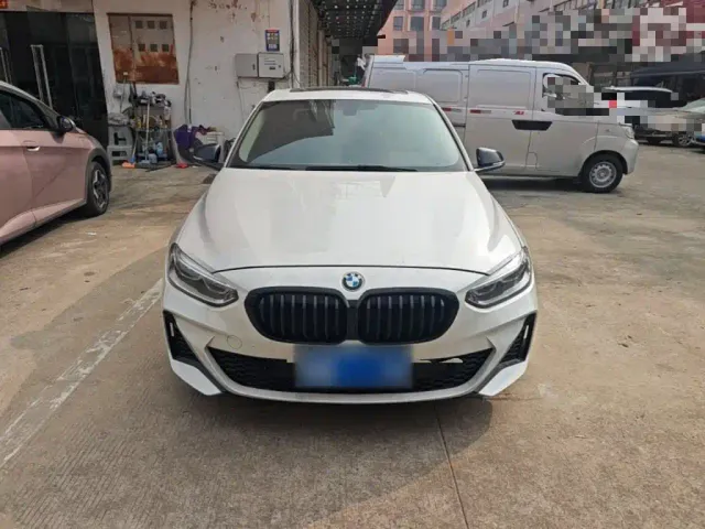 BMW 1 Series — Фото автомобиля 2