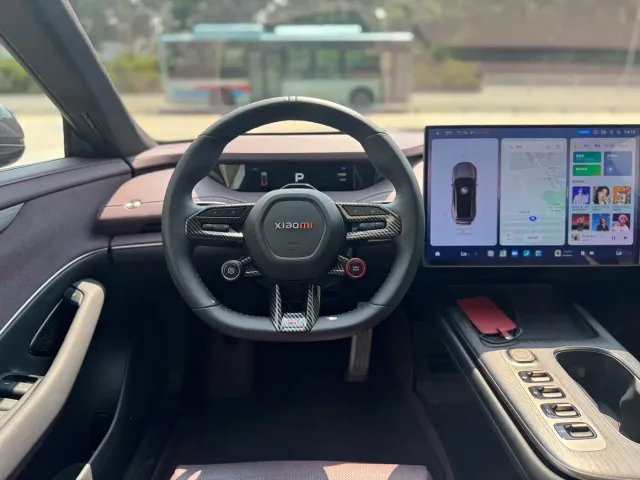 Xiaomi SU7 — Фото автомобиля 11