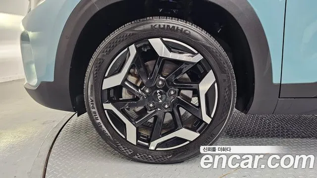 Kia Seltos Бензин 1.6 турбо 2WD — Фото автомобиля 5
