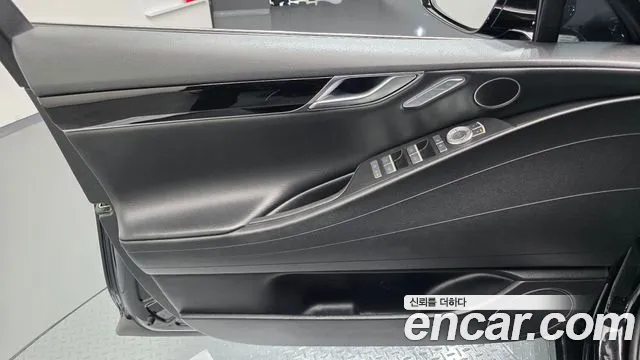 Genesis G80 RG3 — Фото автомобиля 13