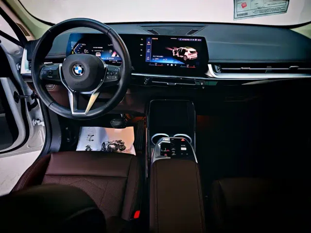 BMW X1 — Фото автомобиля 14