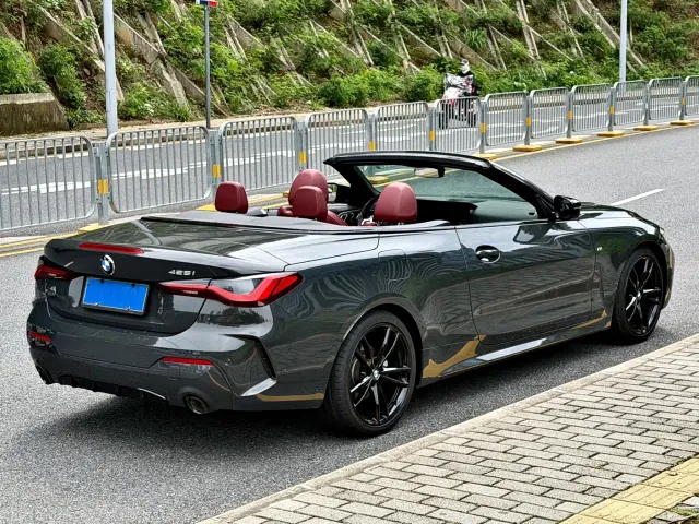 BMW BMW 4 Series 2023 425i Convertible M Sport Shadowline Package — Фото автомобиля 5