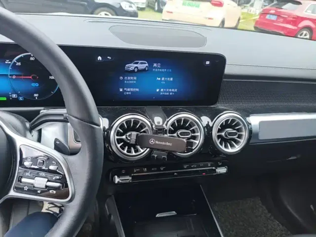 Mercedes-Benz EQB — Фото автомобиля 5