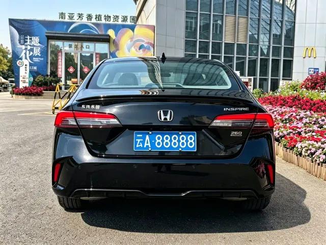 Honda Inspire — Фото автомобиля 17