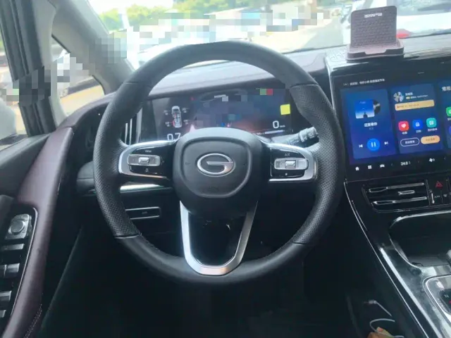 GAC Trumpchi M8 — Фото автомобиля 2
