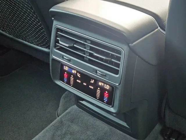 Audi Q7 — Фото автомобиля 19