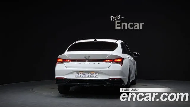 Hyundai AVANTE Avante (CN7) — Фото автомобиля 4