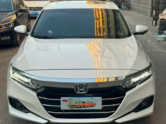 Honda Accord — Фото автомобиля 2