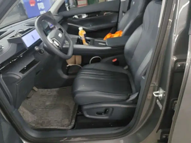 Geely Galaxy E5 — Фото автомобиля 10