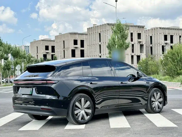 Li Auto i6 — Фото автомобиля 20
