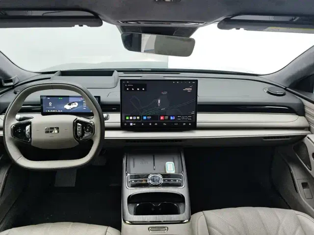 Geely Galaxy Xingyao 8 — Фото автомобиля 12