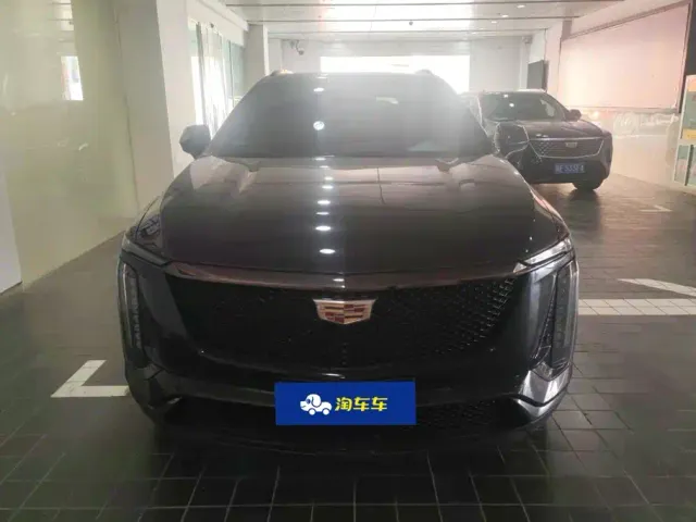 Cadillac XT5 — Фото автомобиля 2