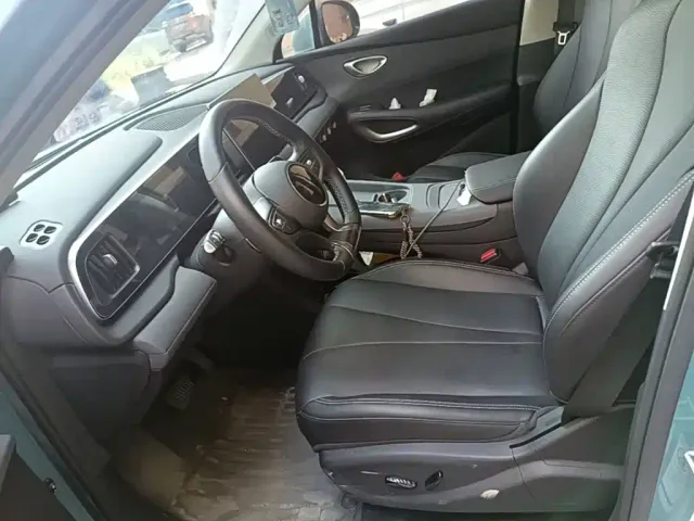 BYD Sealion 05 EV — Фото автомобиля 14