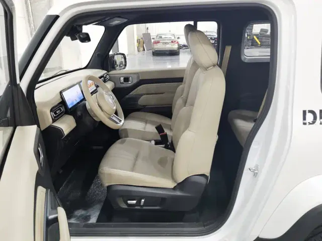 Baojun Yep — Фото автомобиля 10