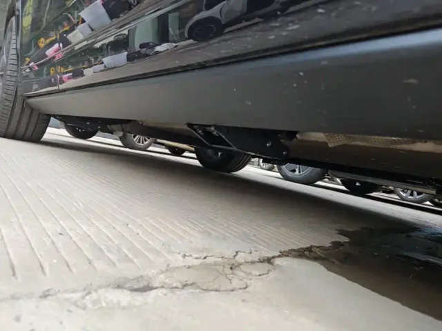 Li Auto L8 — Фото автомобиля 18
