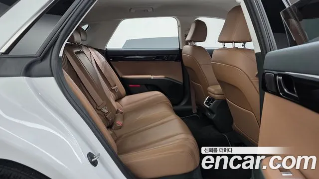 Hyundai Grandeur GN7 — Фото автомобиля 17