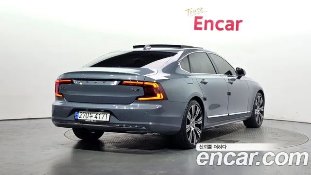 Вольво S90 — Фото автомобиля 2