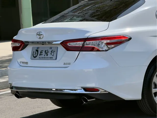 Toyota Camry — Фото автомобиля 30