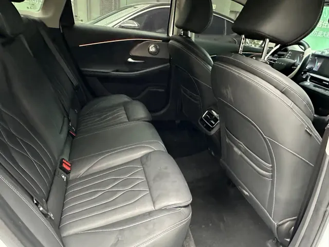 Chery Arrizo 8 — Фото автомобиля 7