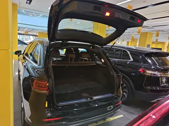 Mercedes-Benz GLC-Class — Фото автомобиля 18