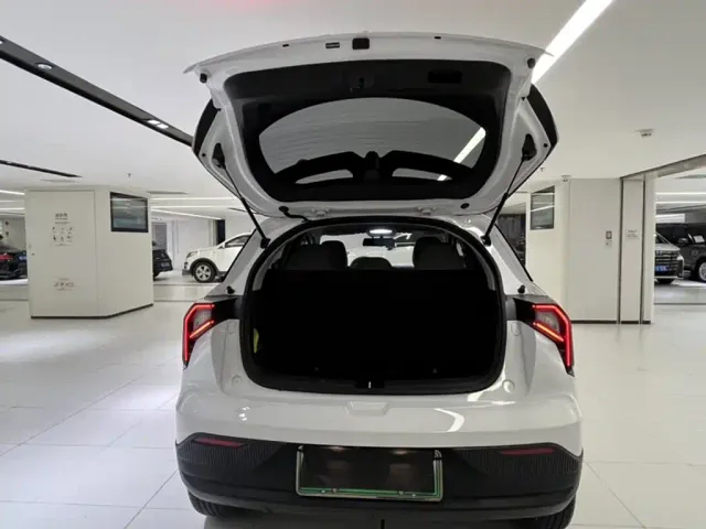 Geely Geometry E Firefly — Фото автомобиля 9