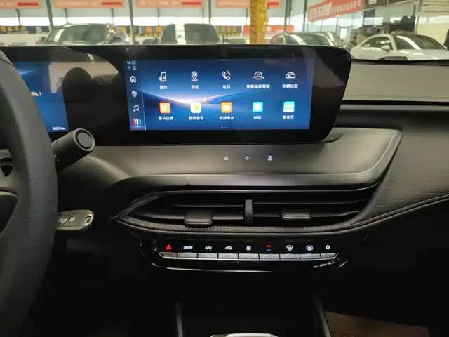 Buick Verano 2023 Pro Joy Edition — Фото автомобиля 12