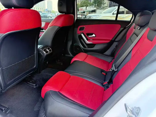 Mercedes-Benz A-Class AMG — Фото автомобиля 9