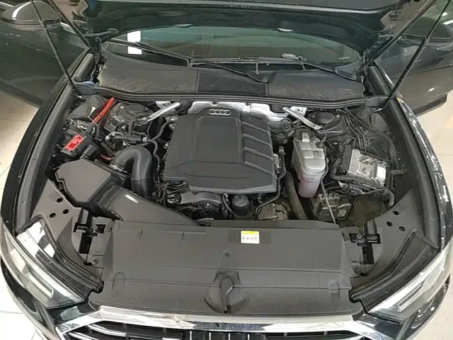 Audi A6L — Фото автомобиля 19