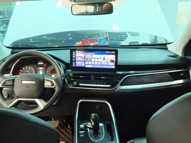 Haval H6 — Фото автомобиля 9