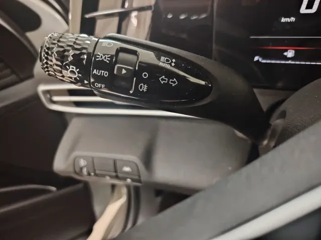 Hyundai Elantra — Фото автомобиля 10