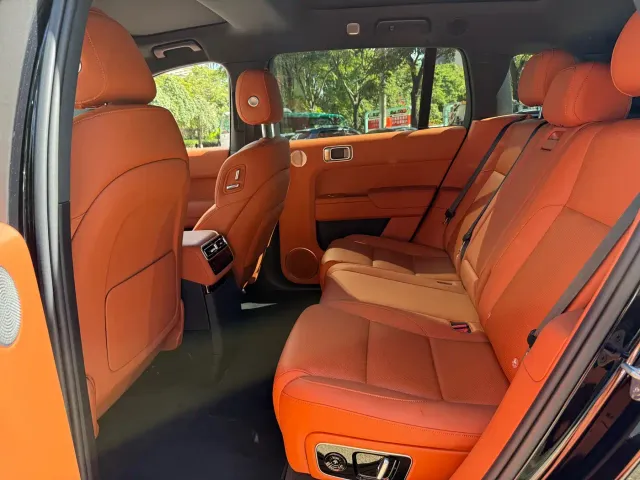 Li Auto L7 — Фото автомобиля 8