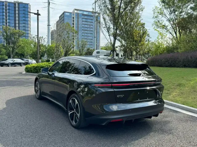 Nio ET5 Touring — Фото автомобиля 9