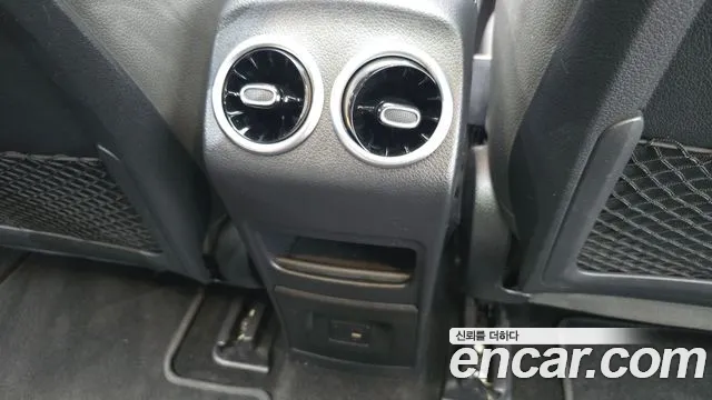 Mercedes-Benz EQB — Фото автомобиля 29