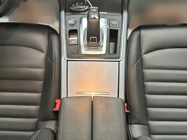Citroen C6 — Фото автомобиля 6