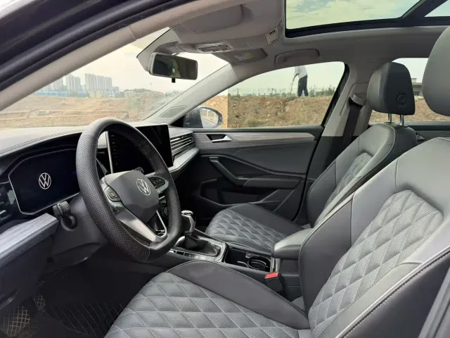 Volkswagen Sagitar — Фото автомобиля 4