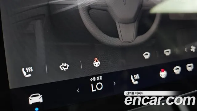 Tesla Model 3 — Фото автомобиля 23