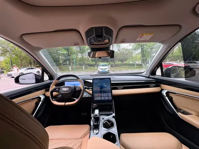 Geely Boyue L — Фото автомобиля 8