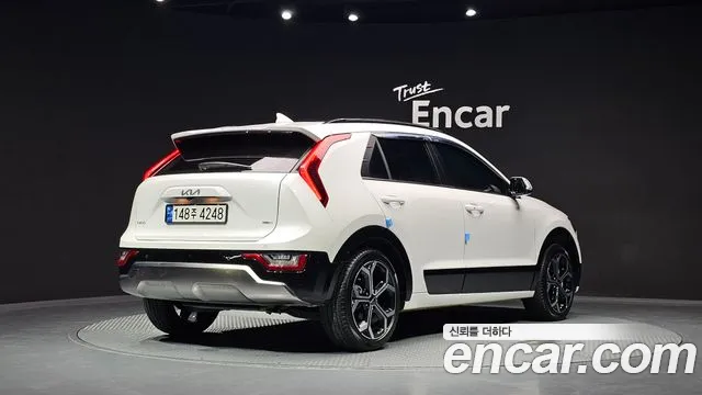 Kia Niro The All New Niro Prestige — Фото автомобиля 2
