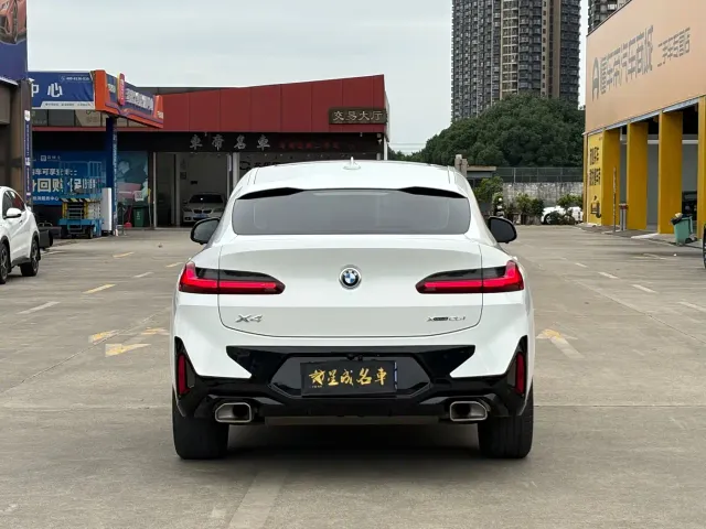 BMW X4 — Фото автомобиля 19