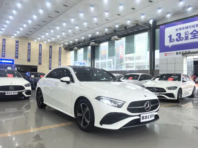 Mercedes-Benz A-Class — Фото автомобиля 3