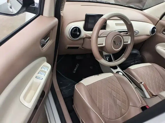 Wuling Hongguang Mini EV — Фото автомобиля 15