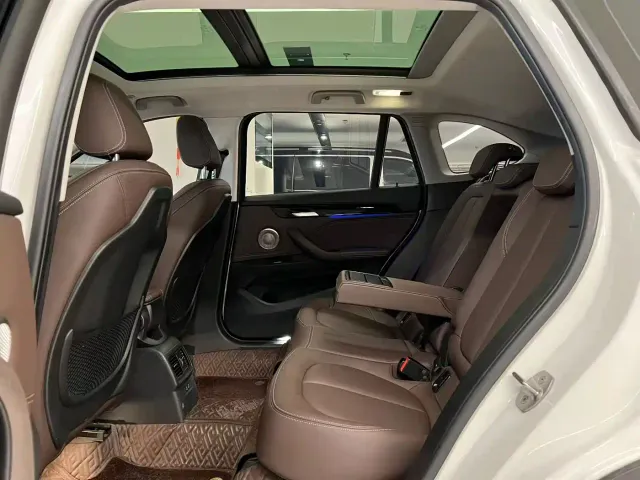 BMW X1 — Фото автомобиля 6