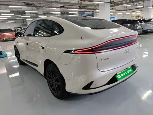 IM Motors LS6 — Фото автомобиля 4