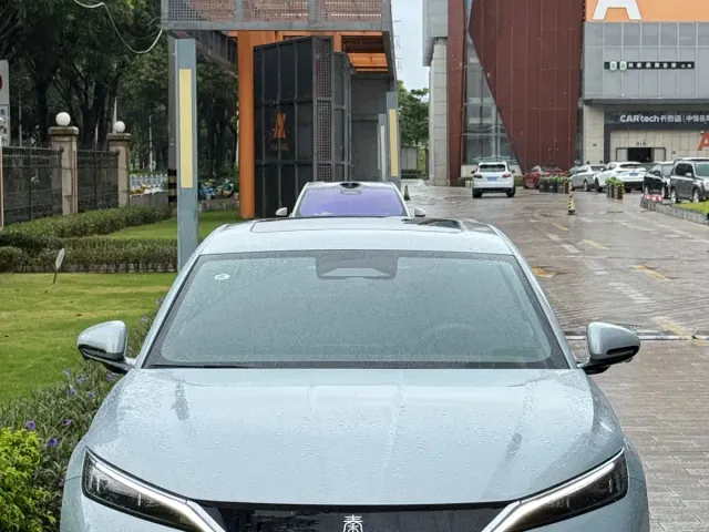 BYD Qin L — Фото автомобиля 2