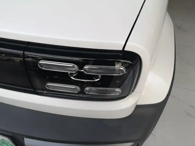 Baojun Yep — Фото автомобиля 23