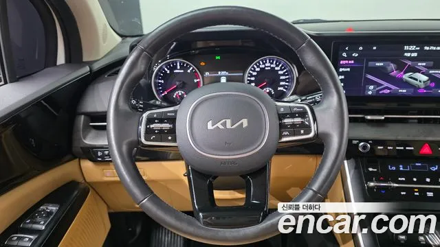 Kia Carnival Generation 4 — Фото автомобиля 14