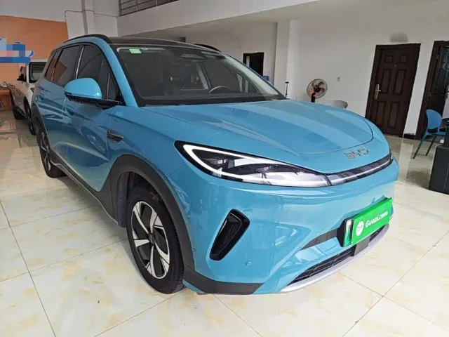 BYD Sealion 05 EV — Фото автомобиля 3