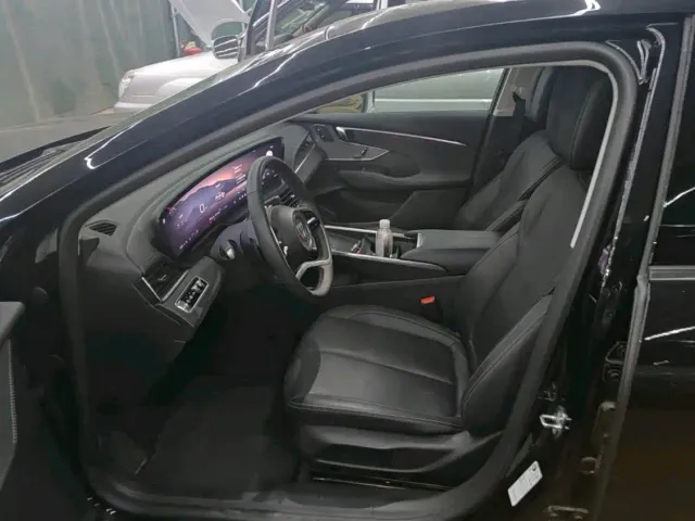 Buick LaCrosse — Фото автомобиля 3